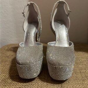 Gianni Bini Platform Heels